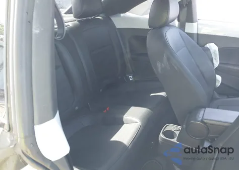 2018 Volkswagen Beetle 2.0T Se from USA, damaged, VIN 3VWJD7AT7JM714827